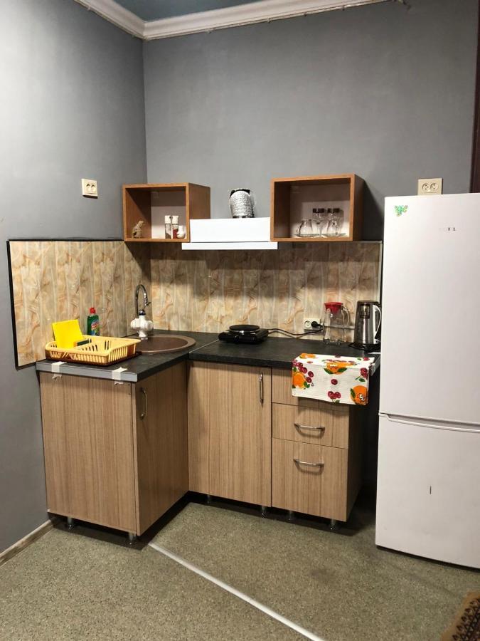 Citrus Guest House Yerevan Bagian luar foto