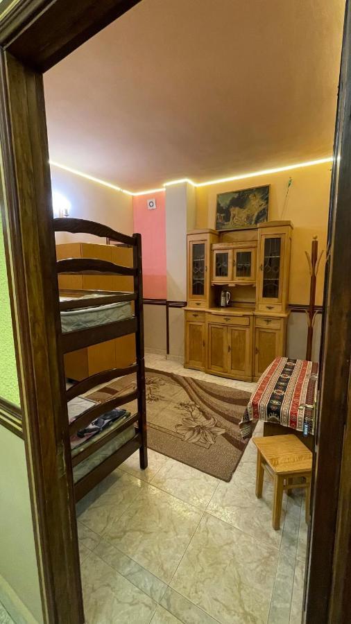 Citrus Guest House Yerevan Bagian luar foto
