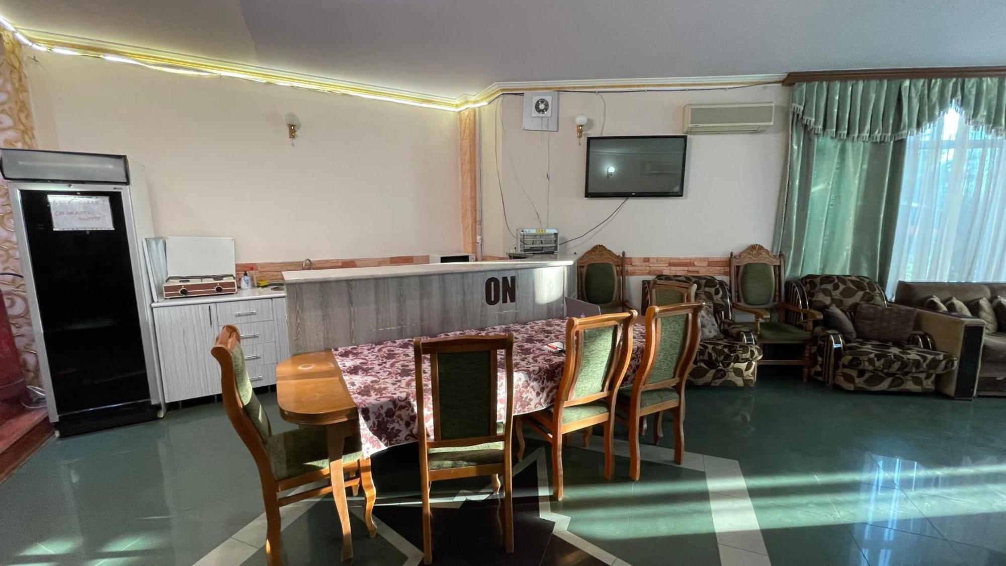 Citrus Guest House Yerevan Bagian luar foto